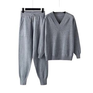 2pcs Knitwear Set V-Neck Long Sleeve Top and Solid Color Pants